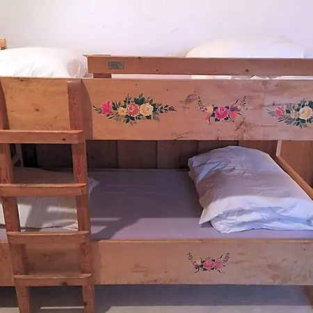 Les Cristaux Bed & Breakfast